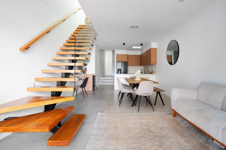 12b Burns Street Petersham , NSW 2049 AUS