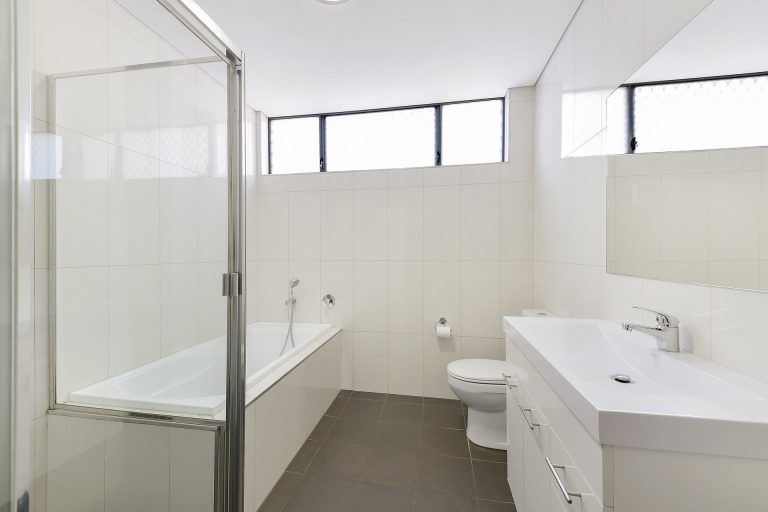 24/553 New Canterbury Road Dulwich Hill , NSW 2203 AUS