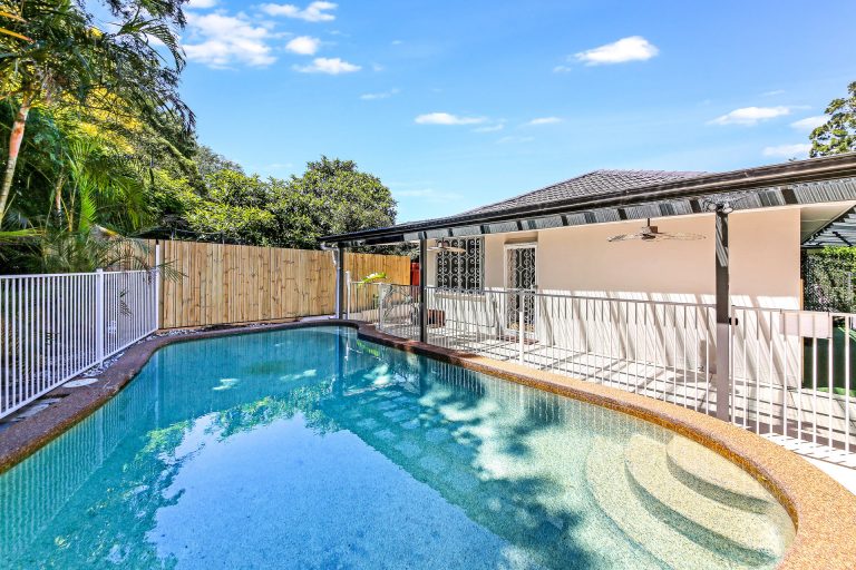 33 Kintore Street Dulwich Hill , NSW 2203 AUS