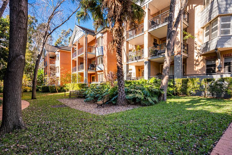 8/9 Williams Parade Dulwich Hill , NSW 2203 AUS