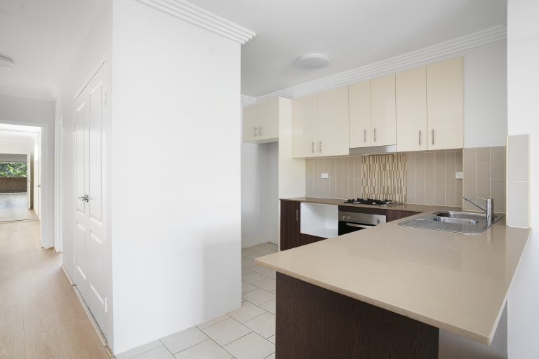 15/11-19 Mandemar Avenue Homebush West , NSW 2140 AUS