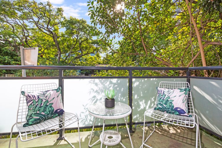 1/98 Petersham Road Marrickville , NSW 2204 AUS