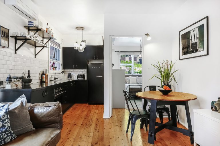 3/83 Newington Road Marrickville , NSW 2204 AUS