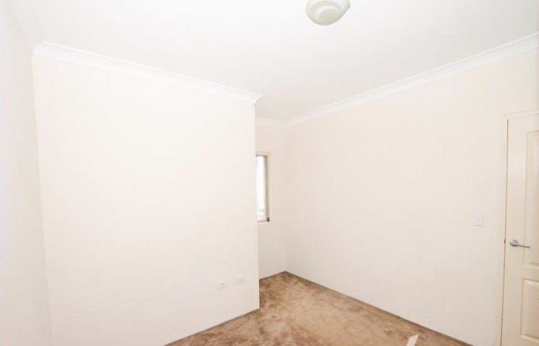 27/11-19 Mandemar Avenue Homebush West , NSW 2140 AUS