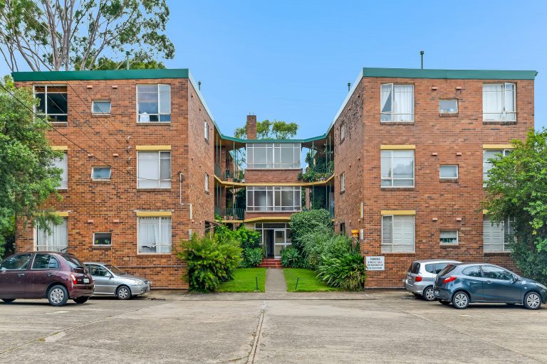 15/18A Ewart Street Dulwich Hill , NSW 2203 AUS