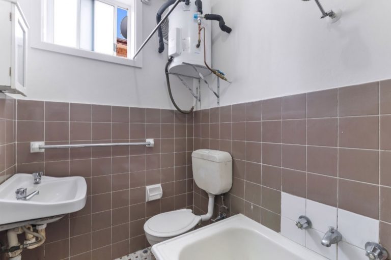 1/33 Dartbrook Road Auburn , NSW 2144 AUS