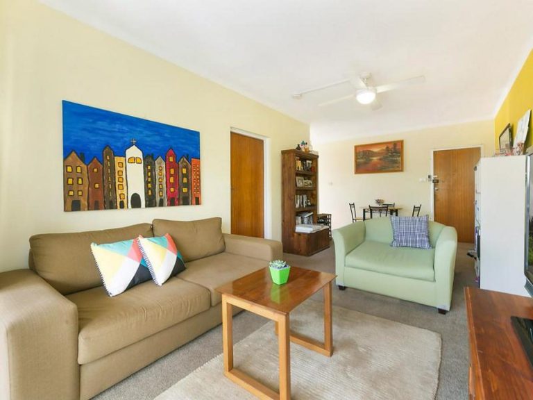12/379A New  Canterbury Road Dulwich Hill , NSW 2203 AUS