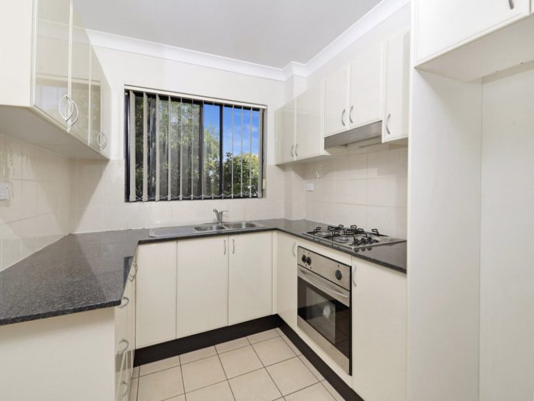 12/6-10 Myra Road Dulwich Hill , NSW 2203 AUS