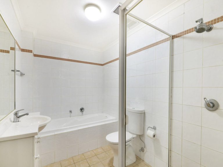 12/6-10 Myra Road Dulwich Hill , NSW 2203 AUS