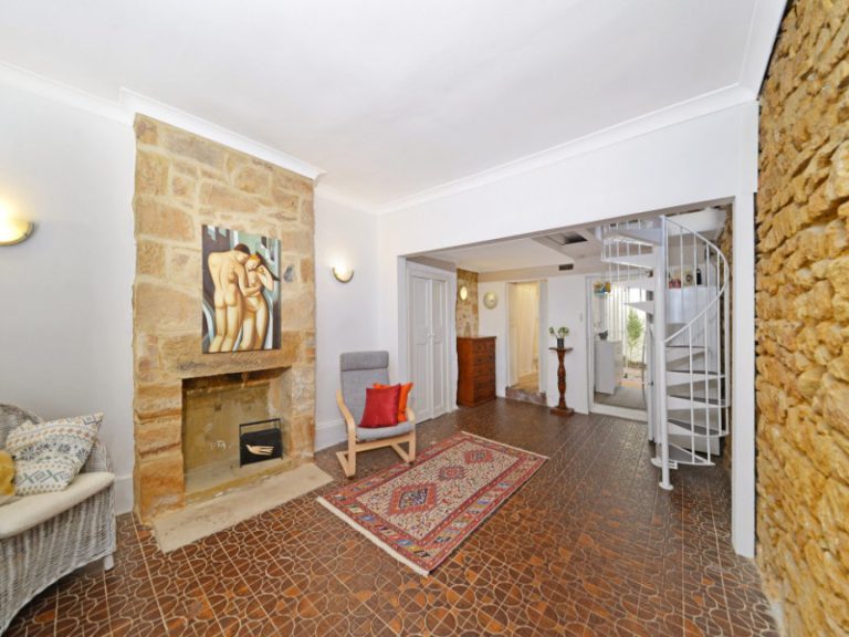 21 Berwick Lane Darlinghurst , NSW 2010 AUS