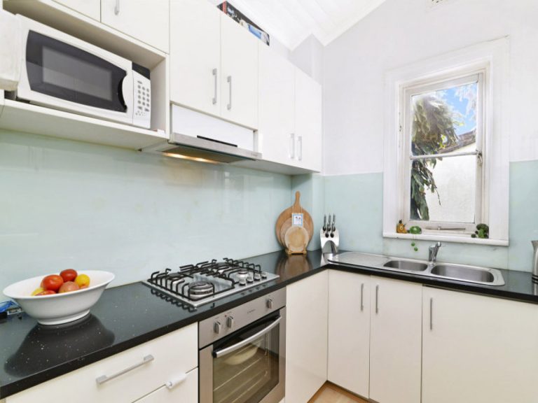 22 Collins Street Tempe , NSW 2044 AUS