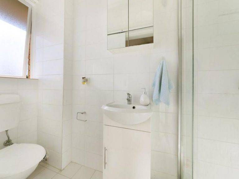 12/379A New  Canterbury Road Dulwich Hill , NSW 2203 AUS