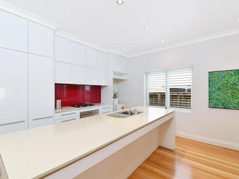 20 Pile Street Dulwich Hill , NSW 2203 AUS