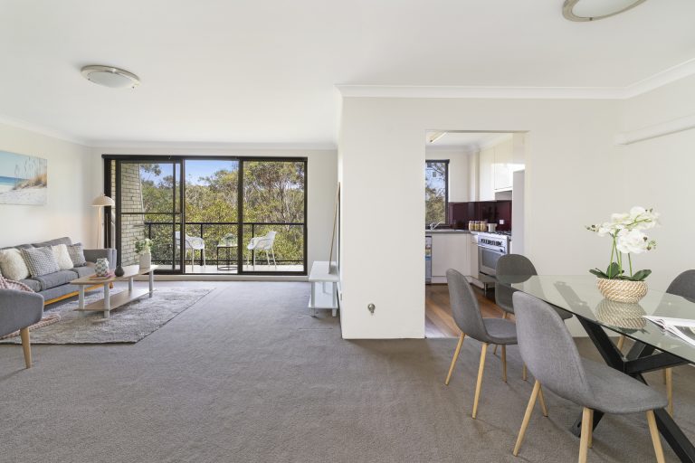 7/315-317 Burns Bay Road Lane Cove , NSW 2066 AUS