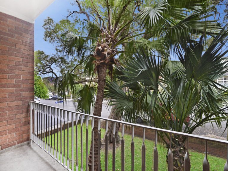 4/26 Moonbie Street Summer Hill , NSW 2130 AUS