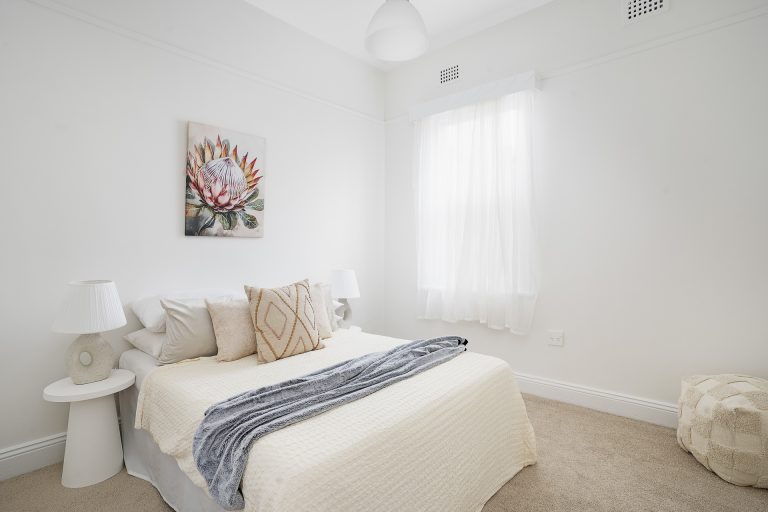 69 Ewart Street Dulwich Hill , NSW 2203 AUS