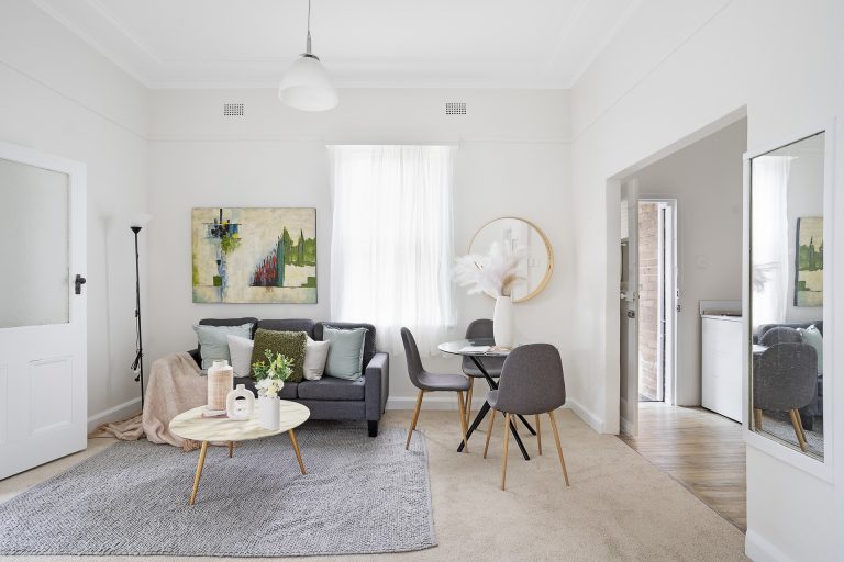 69 Ewart Street Dulwich Hill , NSW 2203 AUS