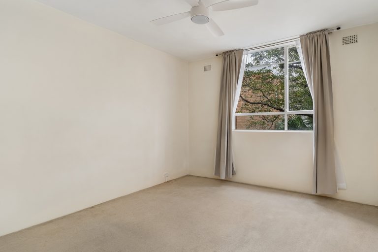 14/18A Ewart Street Marrickville , NSW 2204 AUS