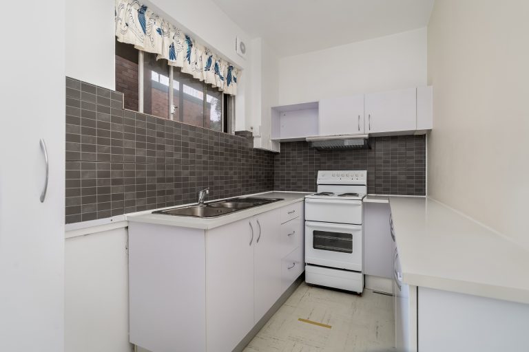 14/18A Ewart Street Marrickville , NSW 2204 AUS