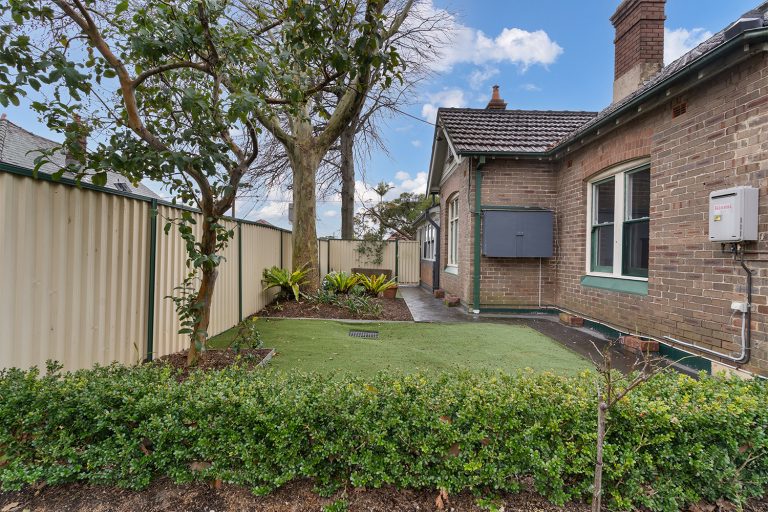 25 Herbert Street Dulwich Hill , NSW 2203 AUS