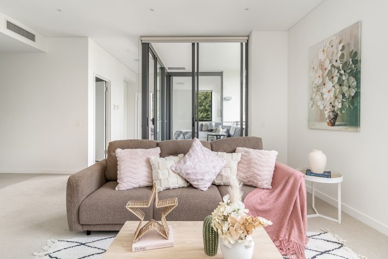 1313/1 Scotsman Street Forest Lodge , NSW 2037 AUS