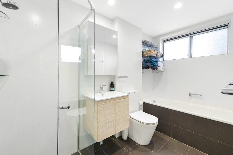 8/33 Church Street Birchgrove , NSW 2041 AUS