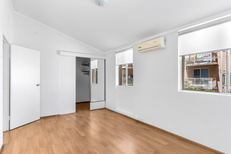 12/14 York Street Fairfield , NSW 2165 AUS