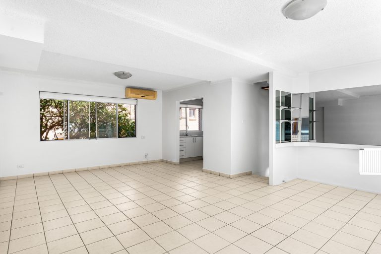 12/14 York Street Fairfield , NSW 2165 AUS