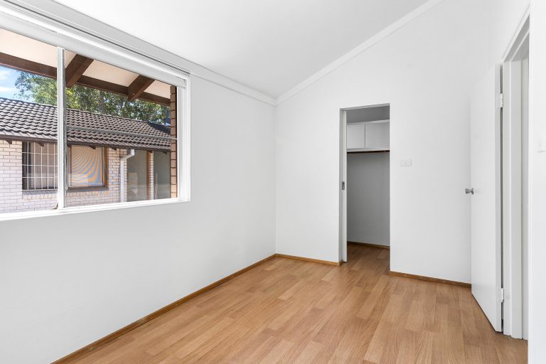 12/14 York Street Fairfield , NSW 2165 AUS