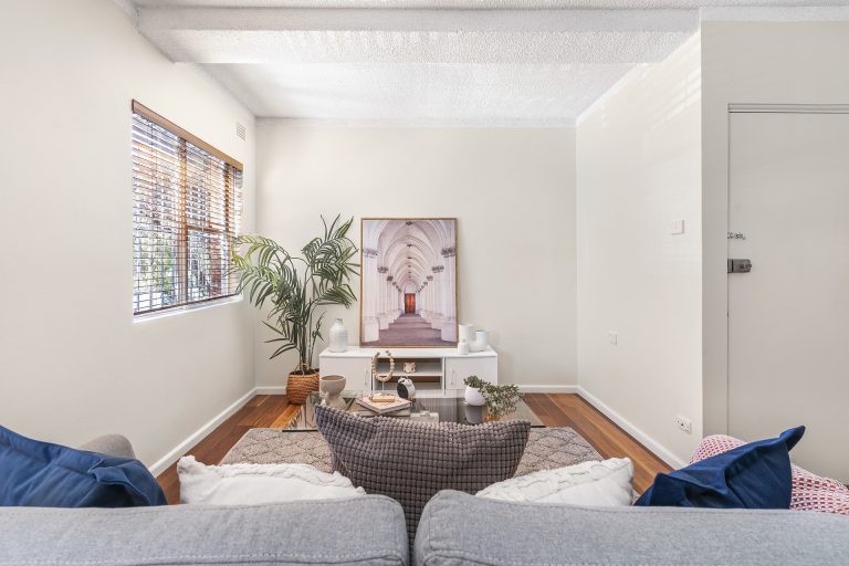 1/5 London Street Enmore , NSW 2042 AUS