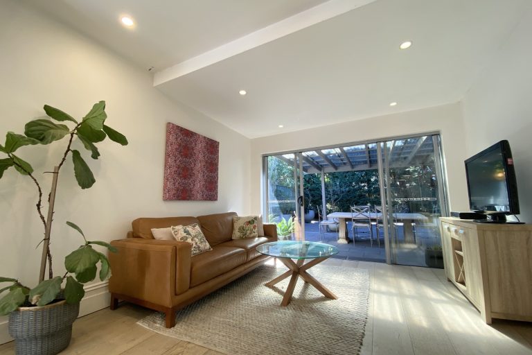 9 Agar Street Marrickville , NSW 2204 AUS
