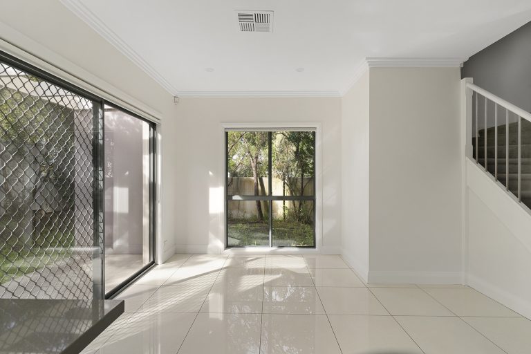 1/171-177 Moorefields Road Roselands , NSW 2196 AUS