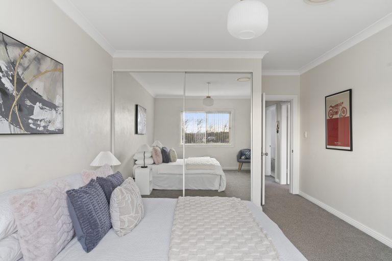 4/84-86 William Street Earlwood , NSW 2206 AUS