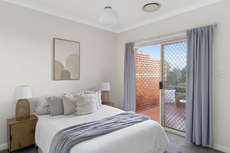 4/84-86 William Street Earlwood , NSW 2206 AUS