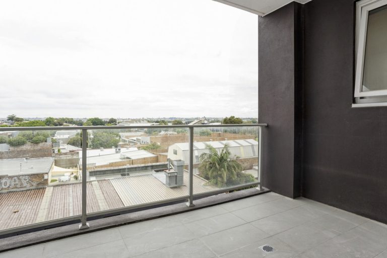 23/19 Hutchinson Street St Peters , NSW 2044 AUS