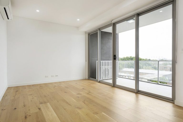 23/19 Hutchinson Street St Peters , NSW 2044 AUS