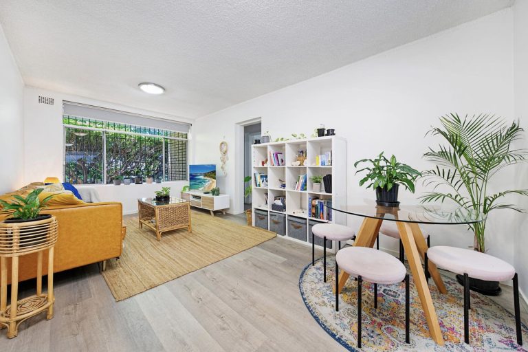2/2 Avona Avenue Glebe , NSW 2037 AUS